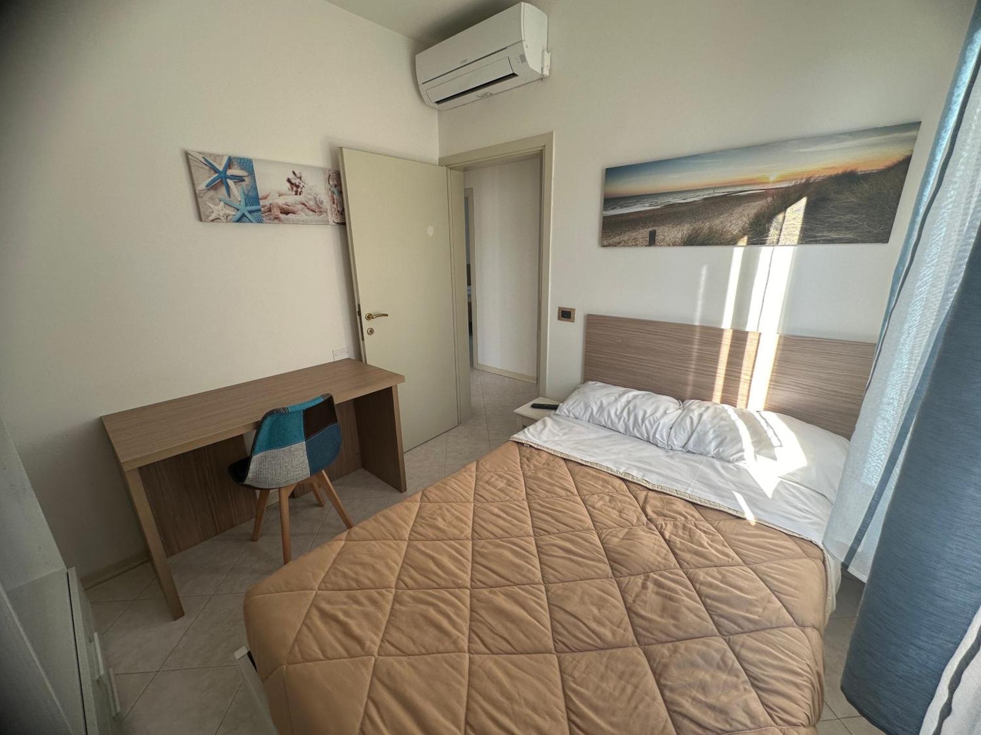 Beach House Holiday Apartments Rimini Luaran gambar
