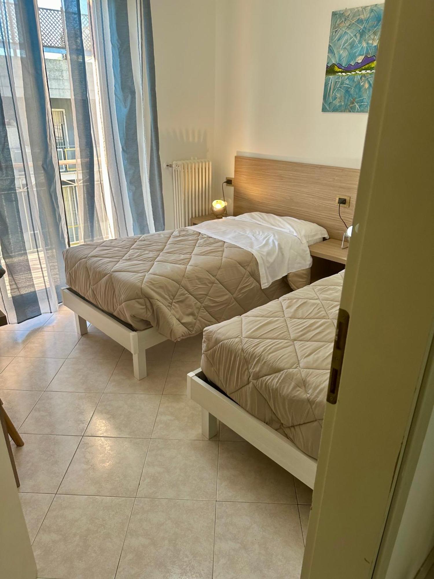 Beach House Holiday Apartments Rimini Luaran gambar