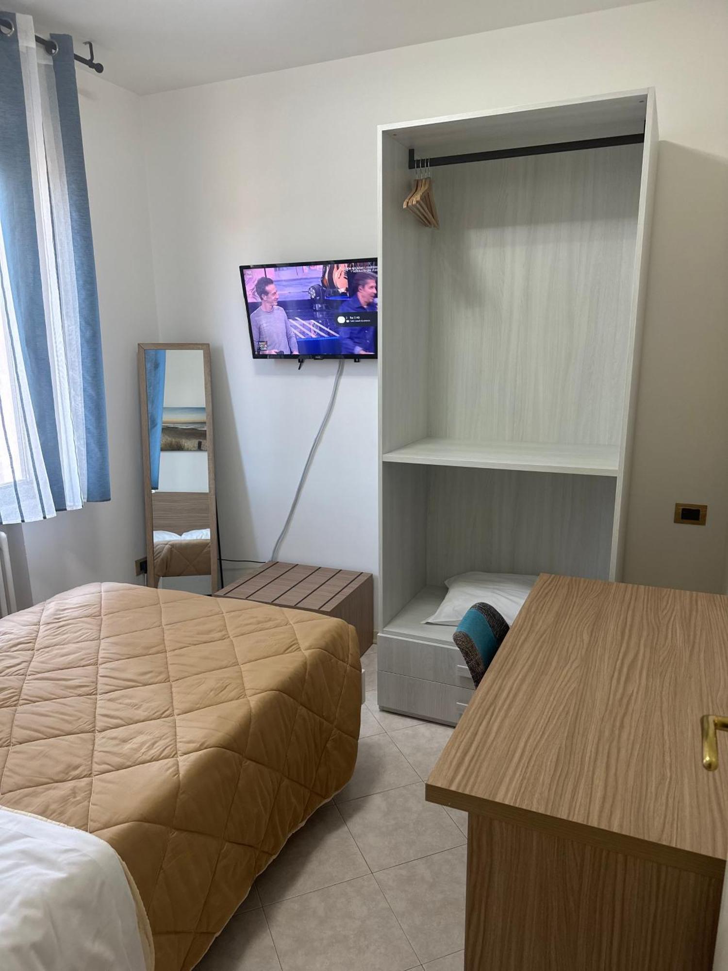 Beach House Holiday Apartments Rimini Luaran gambar