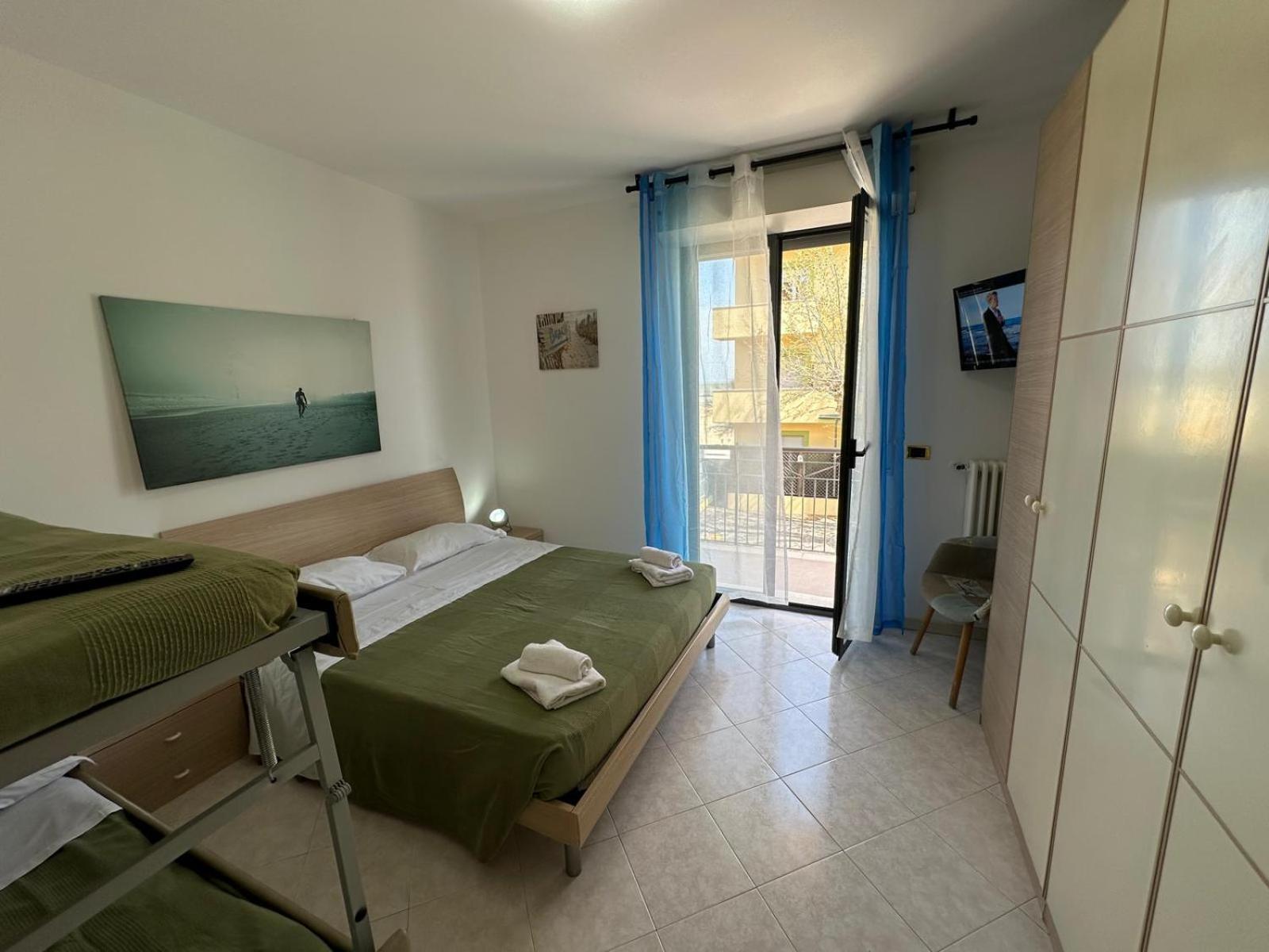 Beach House Holiday Apartments Rimini Luaran gambar